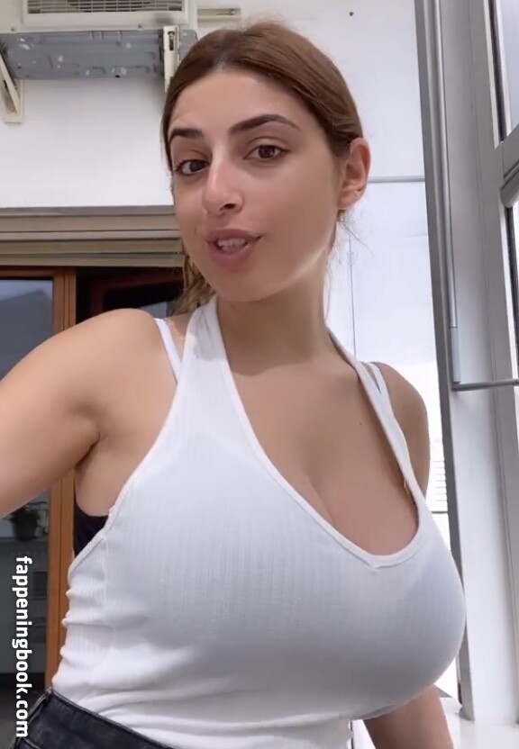 Giusy Piazza Onlyfans Nude Leaked Photos photo leak 18 of 50