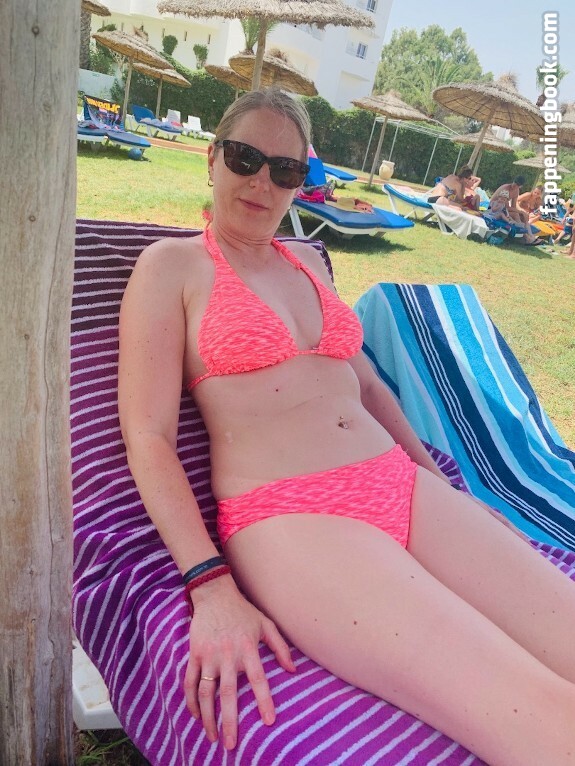 British_SMALL_MOM Onlyfans Nude Leaked Photos photo leak 1 of 7 British_SMALL_MOM Onlyfans Nude Leaked Photos photo leak 1 of 7