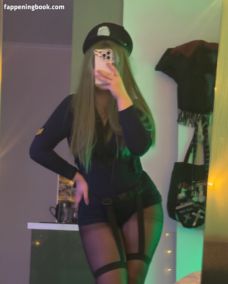 R1nari Onlyfans Nude Leaked Photos photo leak 22 of 50