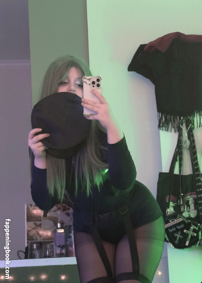 R1nari Onlyfans Nude Leaked Photos photo leak 24 of 50