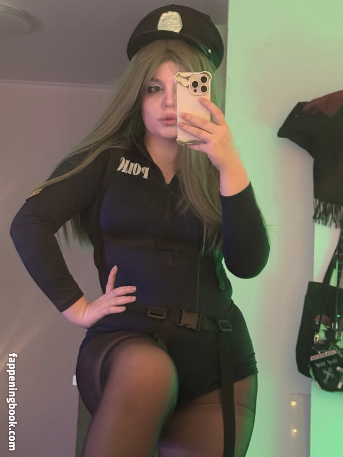 R1nari Onlyfans Nude Leaked Photos photo leak 25 of 50