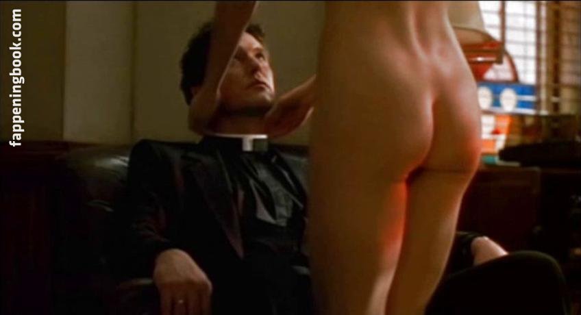 Daphne Zuniga Onlyfans Nude Leaked Photos photo leak 37 of 42