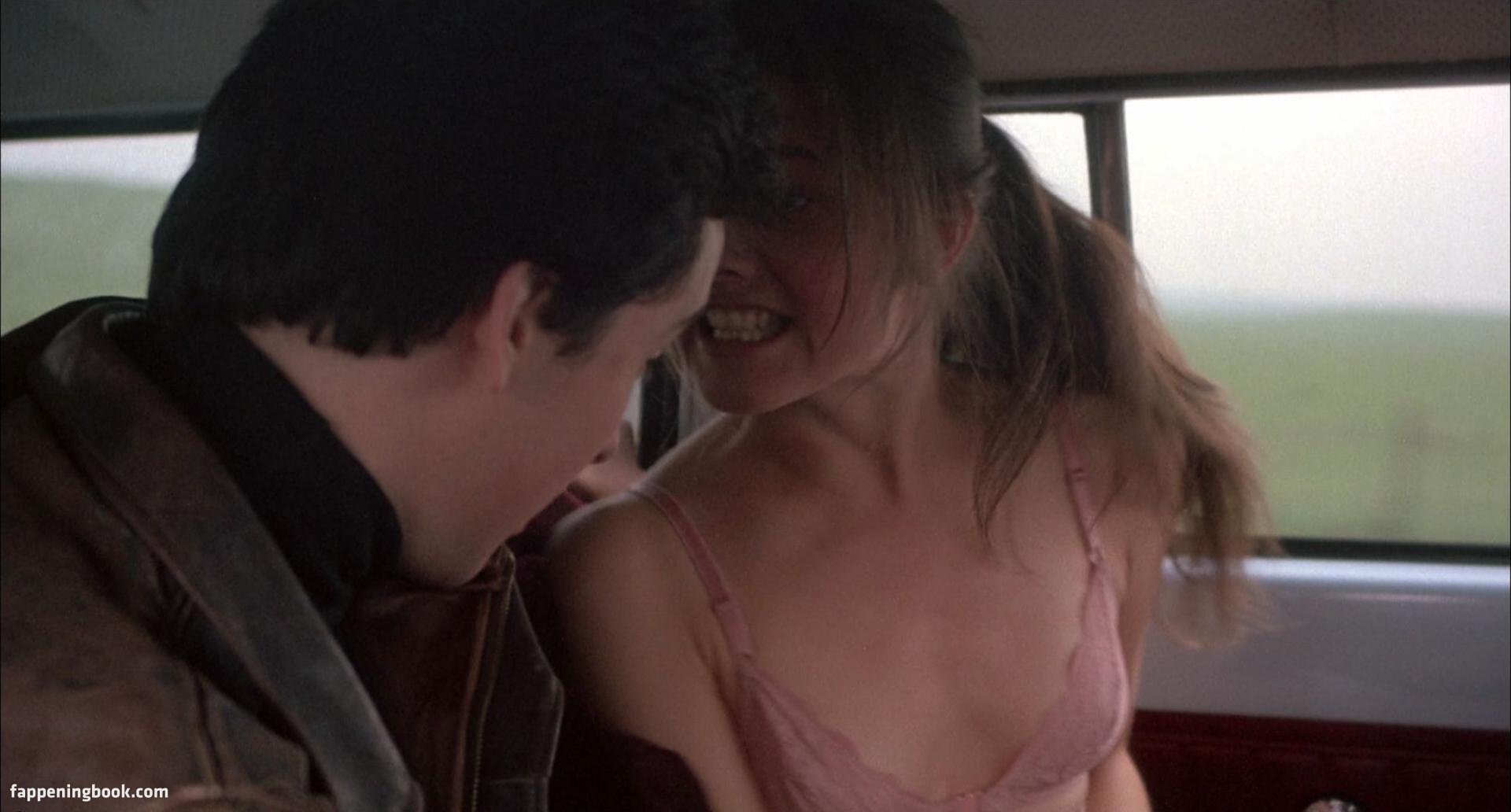 Daphne Zuniga Onlyfans Nude Leaked Photos photo leak 38 of 42