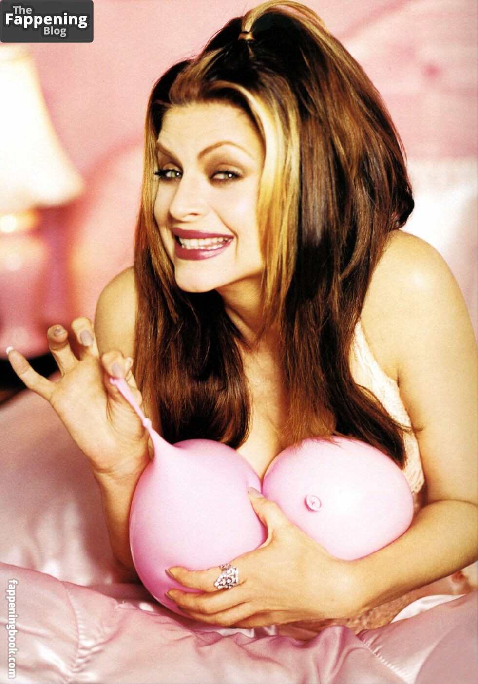 Kirstie Alley Onlyfans Nude Leaked Photos photo leak 6 of 36