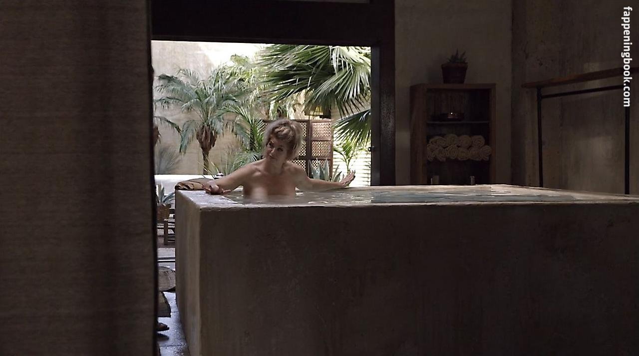 Kirstie Alley Onlyfans Nude Leaked Photos photo leak 24 of 36