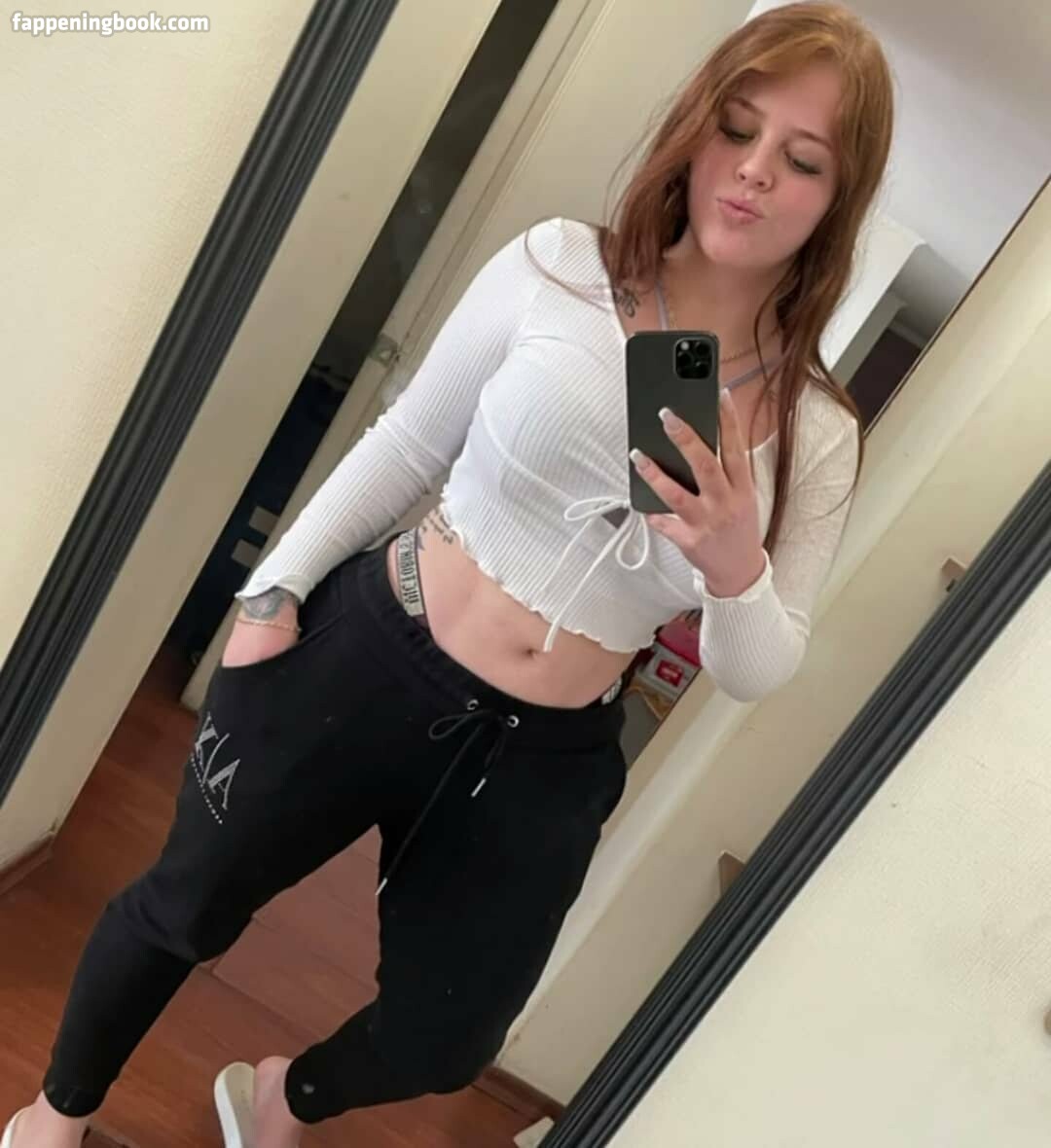 peks_4 Onlyfans Nude Leaked Photos photo leak 24 of 28