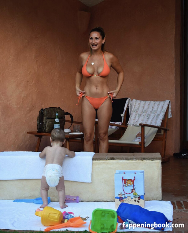 Sam Faiers Onlyfans Nude Leaked Photos photo leak 3 of 48