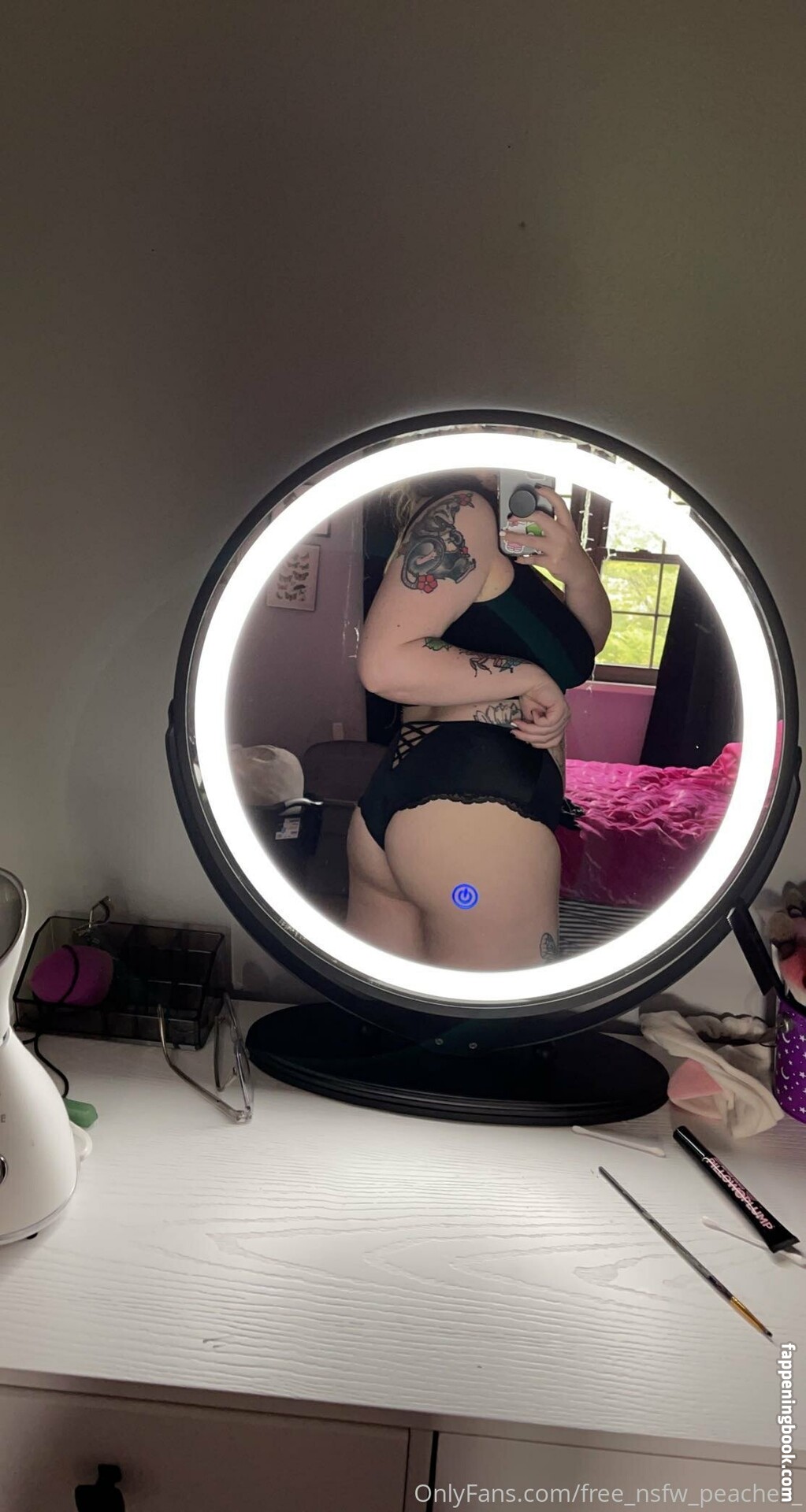 free_nsfw_peaches_ Onlyfans Nude Leaked Photos photo leak 21 of 29