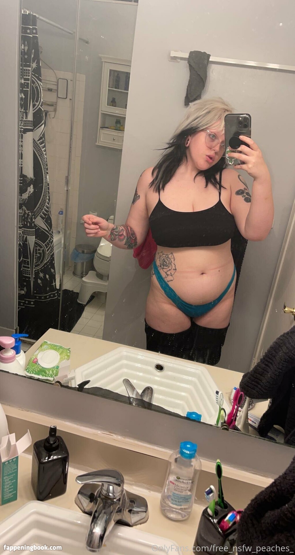 free_nsfw_peaches_ Onlyfans Nude Leaked Photos photo leak 27 of 29