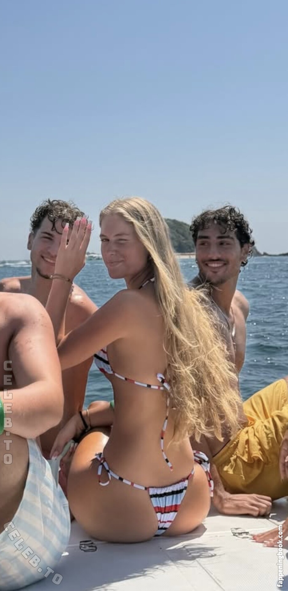 Zoe Kaeppele Onlyfans Nude Leaked Photos photo leak 10 of 50