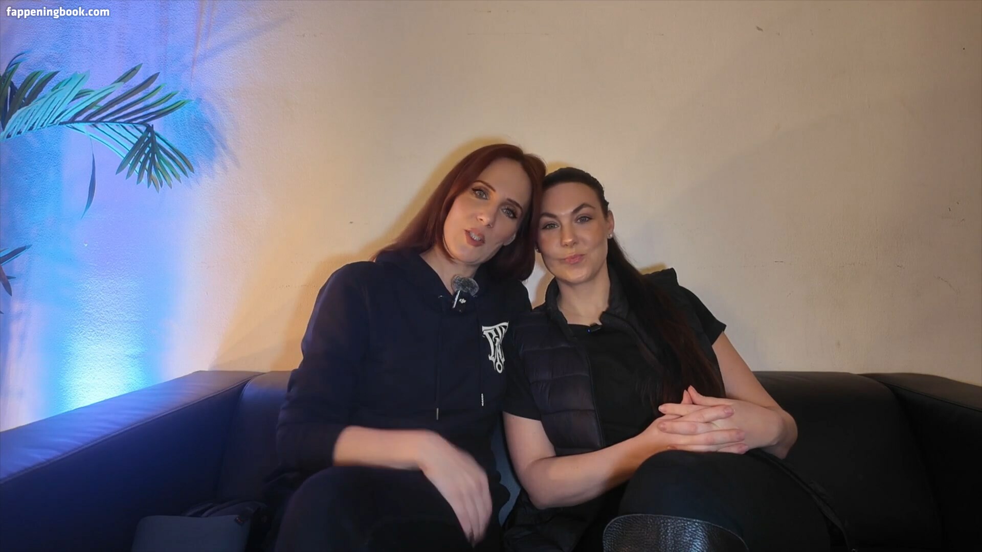 Simone Simons Onlyfans Nude Leaked Photos photo leak 1 of 35