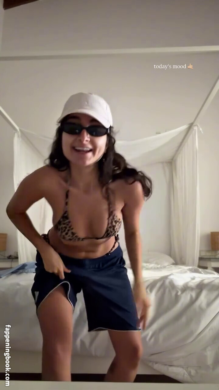 Ischtar Isik Onlyfans Nude Leaked Photos photo leak 38 of 50