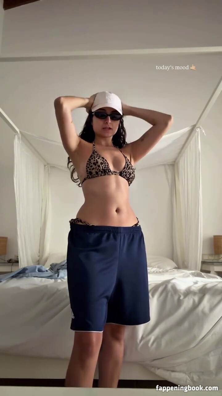 Ischtar Isik Onlyfans Nude Leaked Photos photo leak 39 of 50