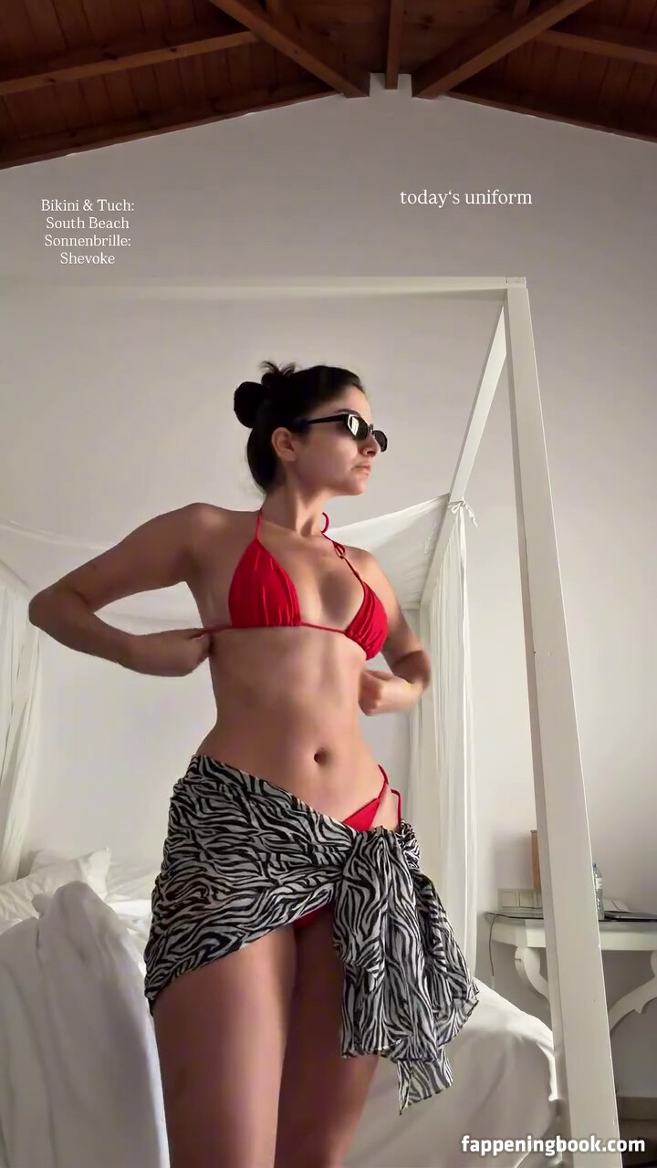 Ischtar Isik Onlyfans Nude Leaked Photos photo leak 46 of 50