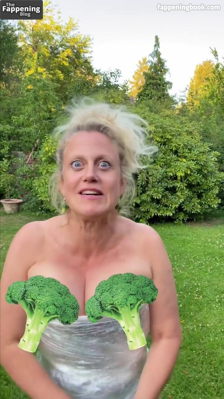 Barbara Schoeneberger Onlyfans Nude Leaked Photos photo leak 15 of 50