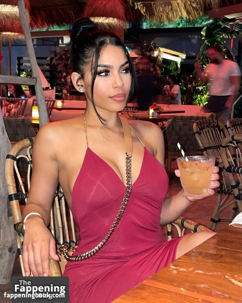 Elizabeth Ruiz Onlyfans Nude Leaked Photos photo leak 30 of 45