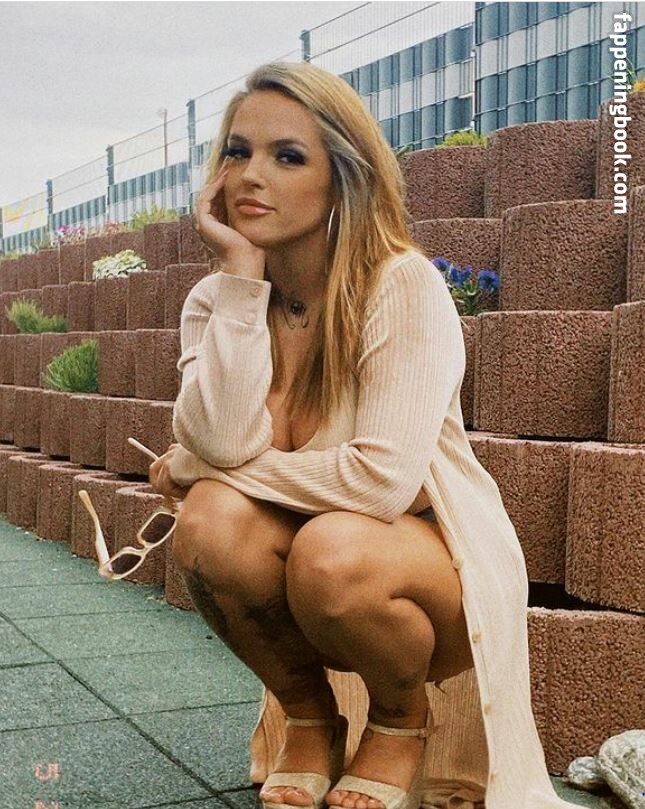 Ginariiaaa Onlyfans Nude Leaked Photos photo leak 26 of 39