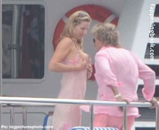 Penny Lancaster Onlyfans Nude Leaked Photos photo leak 43 of 47