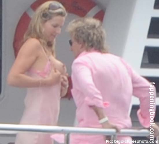 Penny Lancaster Onlyfans Nude Leaked Photos photo leak 44 of 47