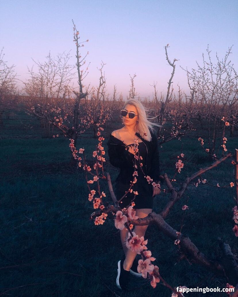blondiiie_rose Onlyfans Nude Leaked Photos photo leak 18 of 48