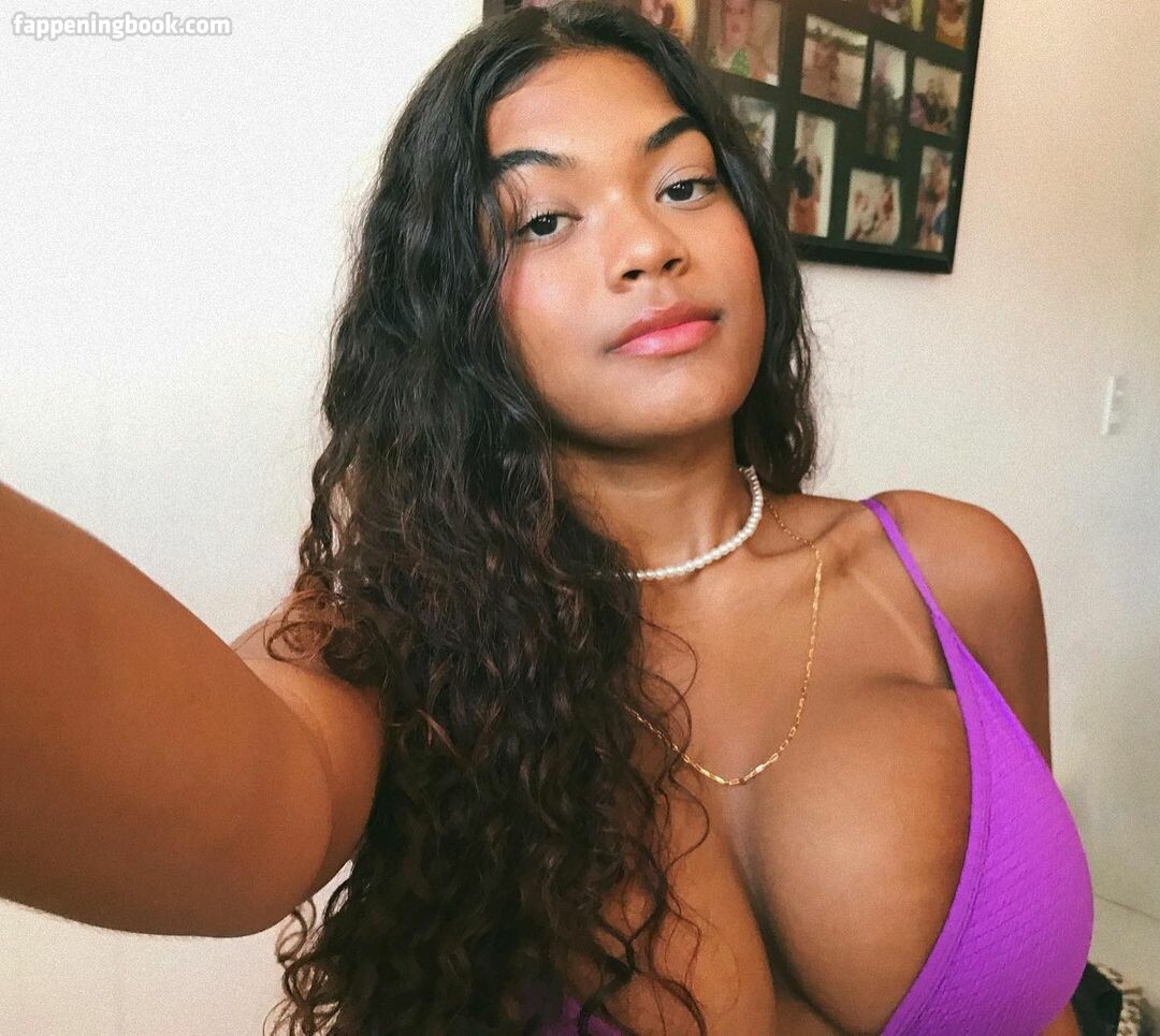 MaceiÓ Onlyfans Nude Leaked Photos photo leak 35 of 50