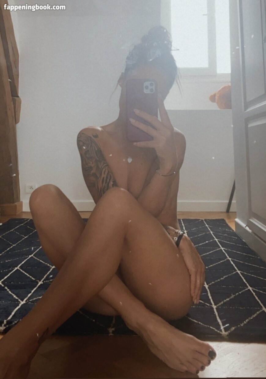 Nikita Bellucci Onlyfans Nude Leaked Photos photo leak 38 of 49