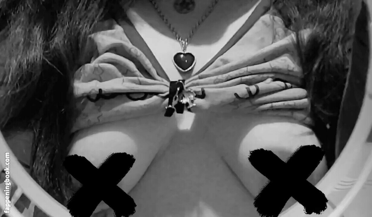 Draconiarv Onlyfans Nude Leaked Photos photo leak 9 of 32