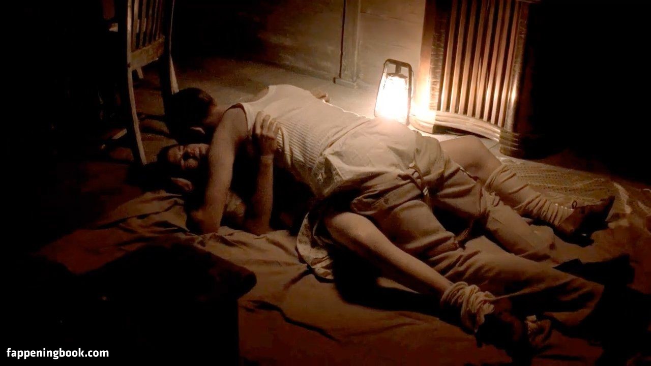 Clea Duvall Onlyfans Nude Leaked Photos photo leak 37 of 50