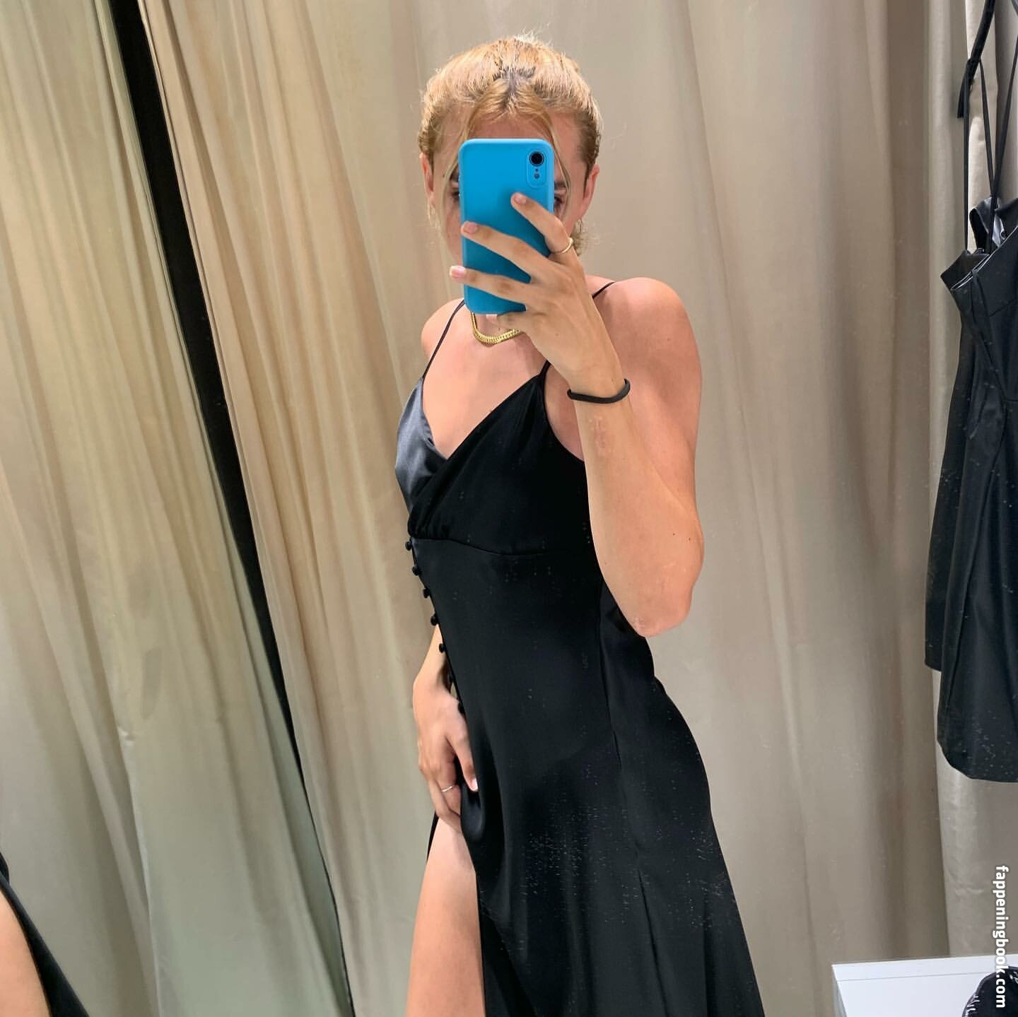 angele_mhr Onlyfans Nude Leaked Photos photo leak 13 of 39