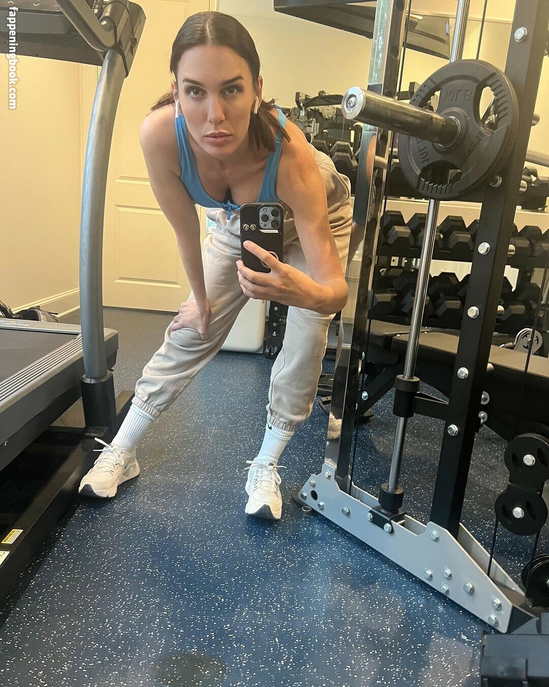 Christy Carlson Romano Onlyfans Nude Leaked Photos photo leak 22 of 47