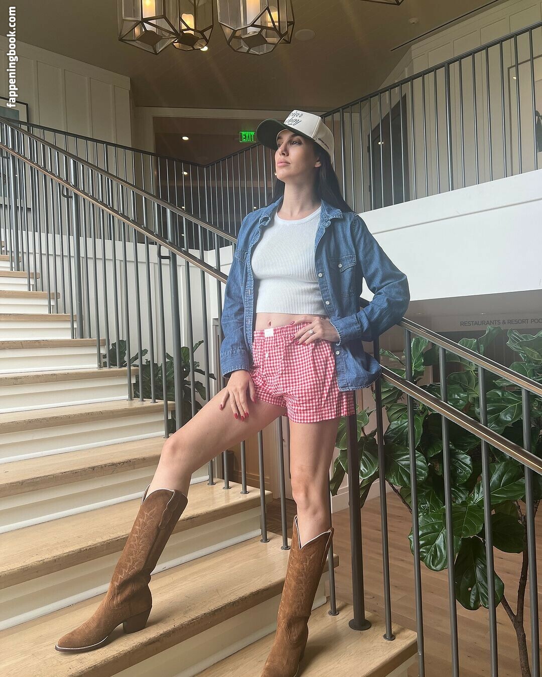 Christy Carlson Romano Onlyfans Nude Leaked Photos photo leak 24 of 47
