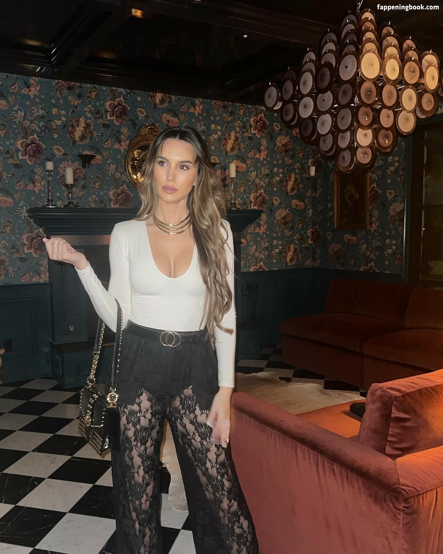 Christy Carlson Romano Onlyfans Nude Leaked Photos photo leak 38 of 47