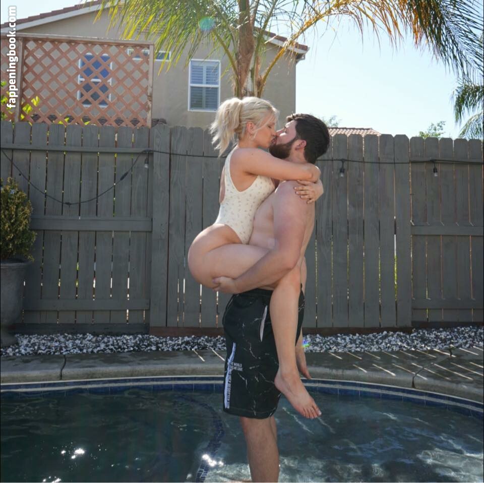 Msfiiire Onlyfans Nude Leaked Photos photo leak 12 of 49