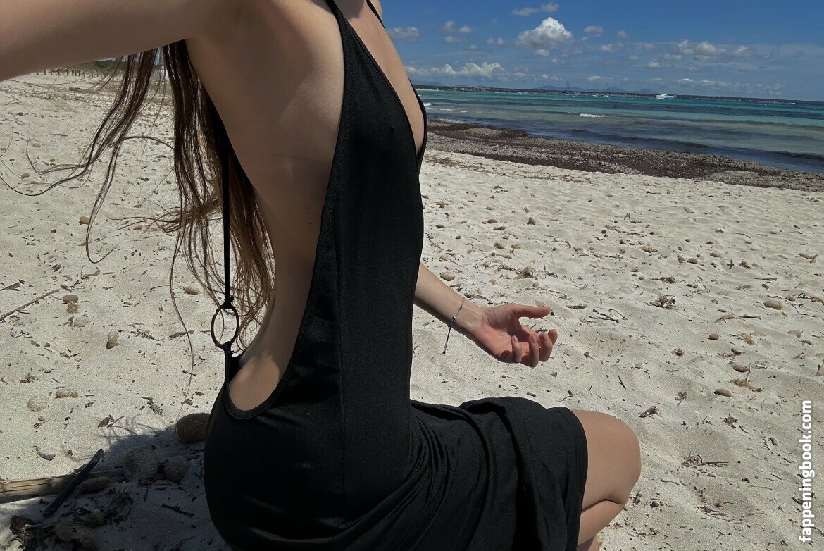 nesegodnyai Onlyfans Nude Leaked Photos photo leak 1 of 50