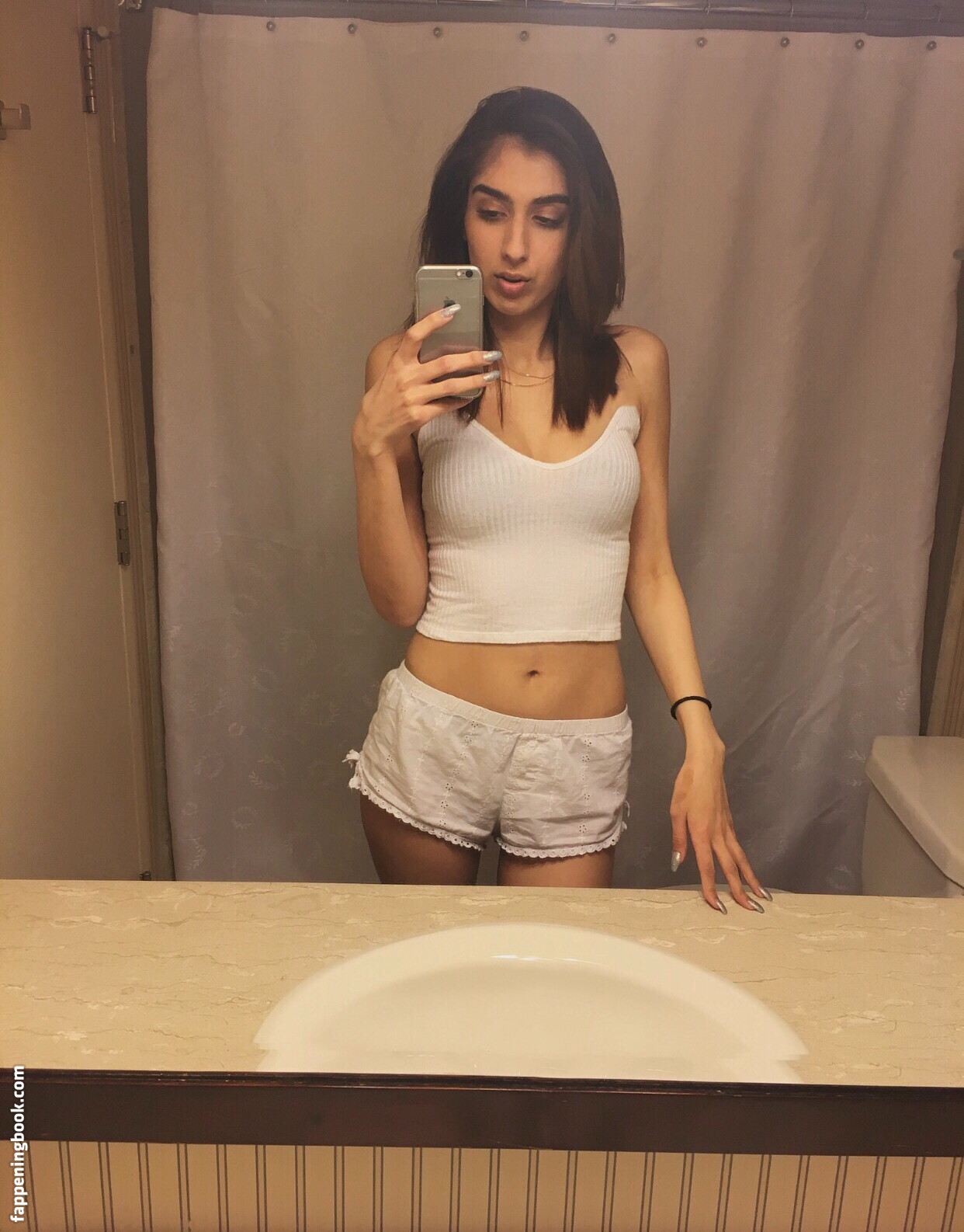 Jasdeep Johal Onlyfans Nude Leaked Photos photo leak 3 of 37