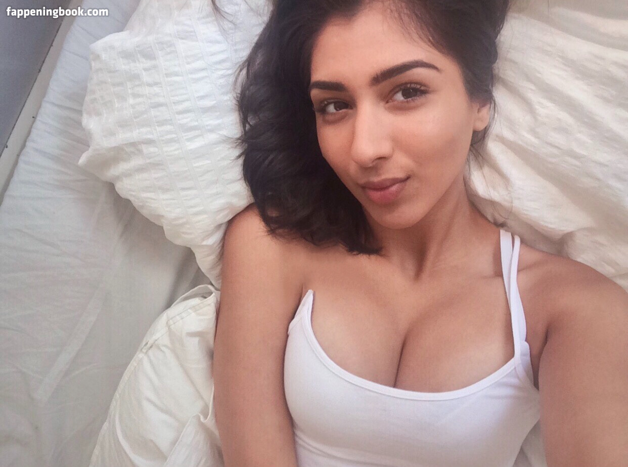 Jasdeep Johal Onlyfans Nude Leaked Photos photo leak 15 of 37