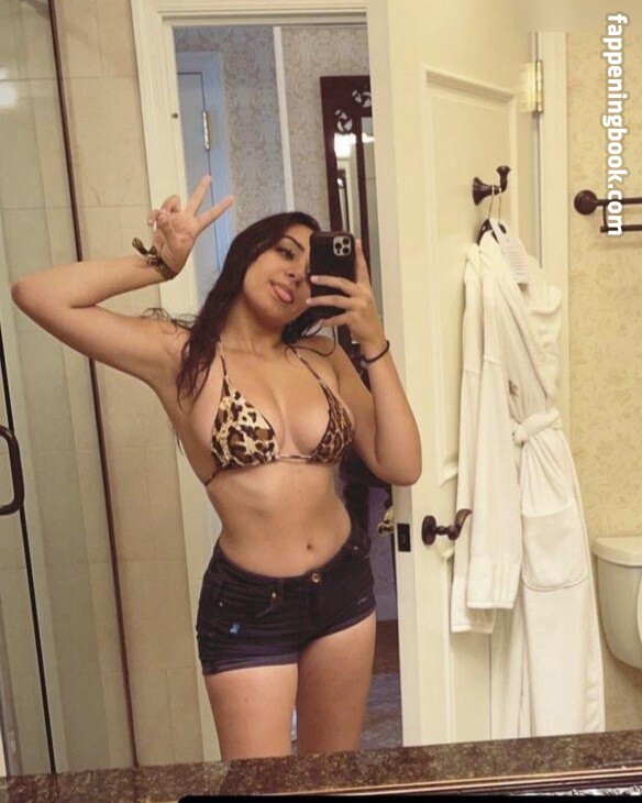 Christina Roki Onlyfans Nude Leaked Photos photo leak 4 of 39