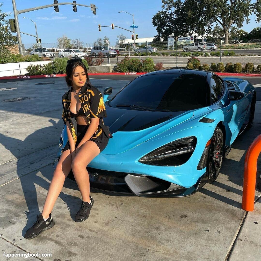 Christina Roki Onlyfans Nude Leaked Photos photo leak 20 of 39