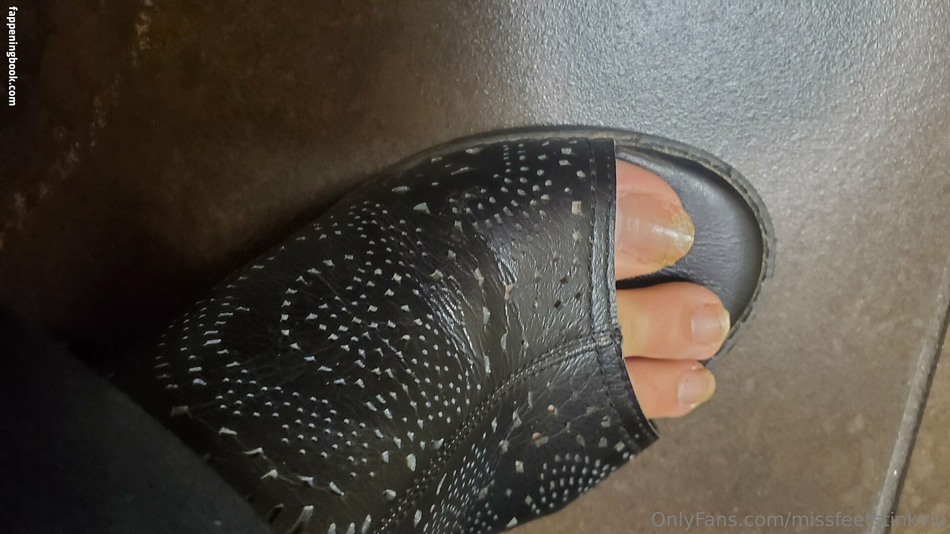missfeetstinkvip Onlyfans Nude Leaked Photos photo leak 27 of 32