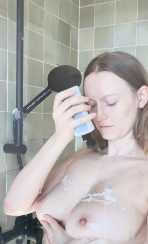 luizaconlaz aka Daphnelu OnlyFans Nude Leaks photo leak 2 of 120