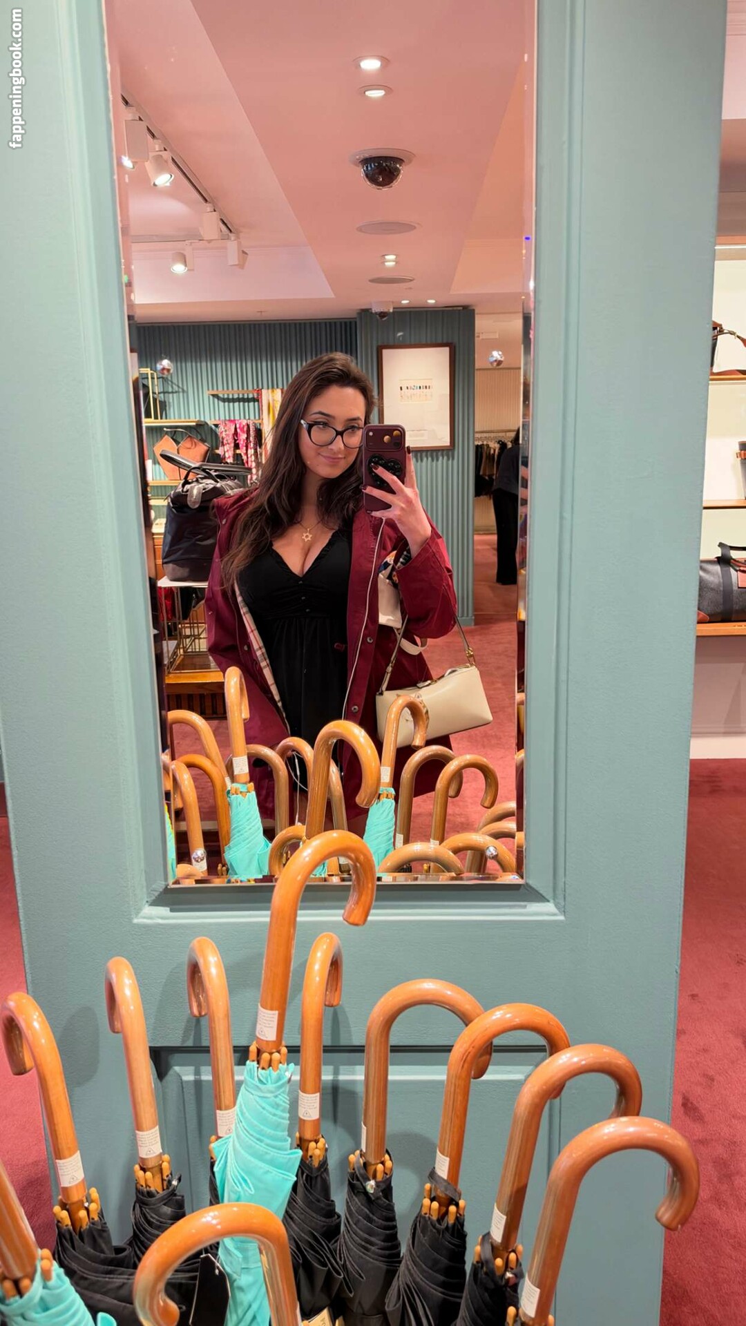 qveenjulia Onlyfans Nude Leaked Photos photo leak 7 of 49