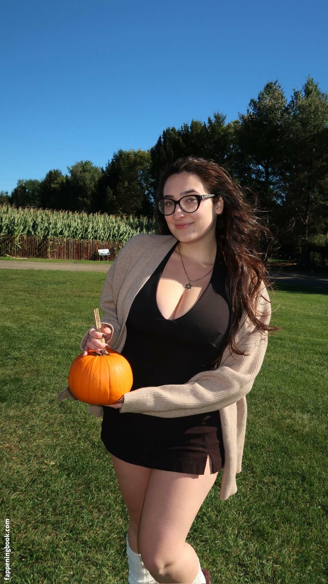 qveenjulia Onlyfans Nude Leaked Photos photo leak 32 of 49