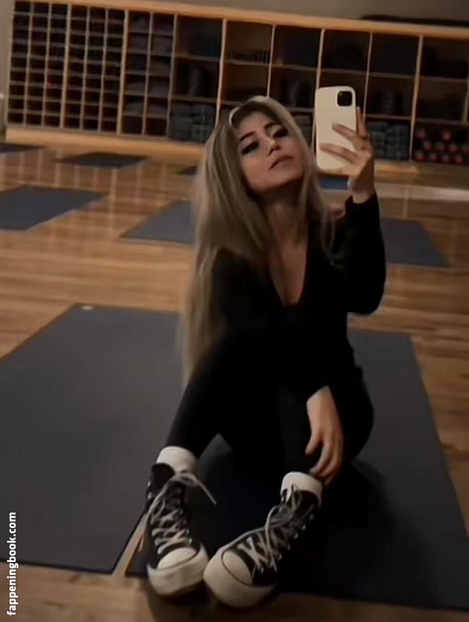 sophia.frutos Onlyfans Nude Leaked Photos photo leak 34 of 49