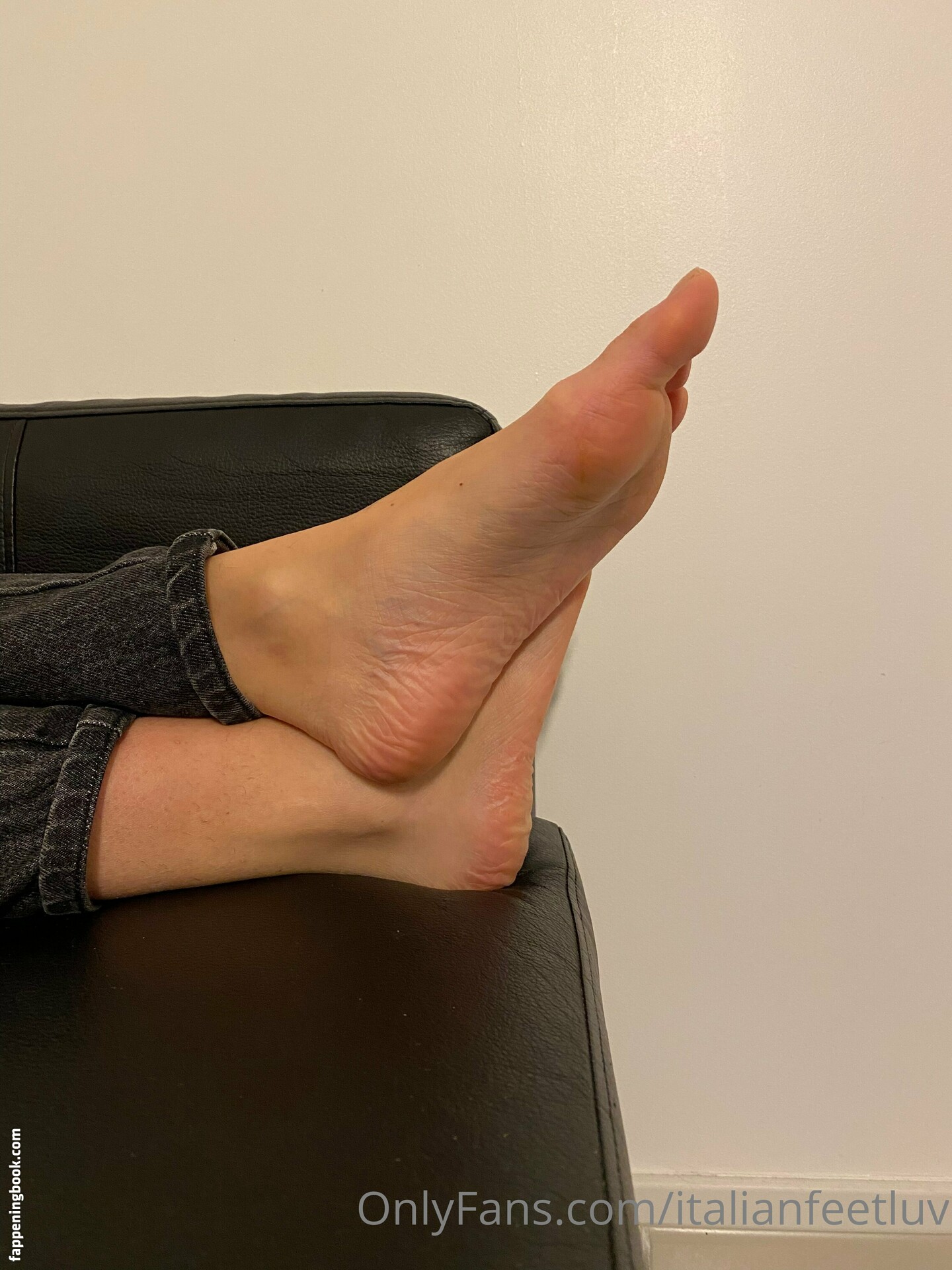 italianfeetluv Onlyfans Nude Leaked Photos photo leak 5 of 33