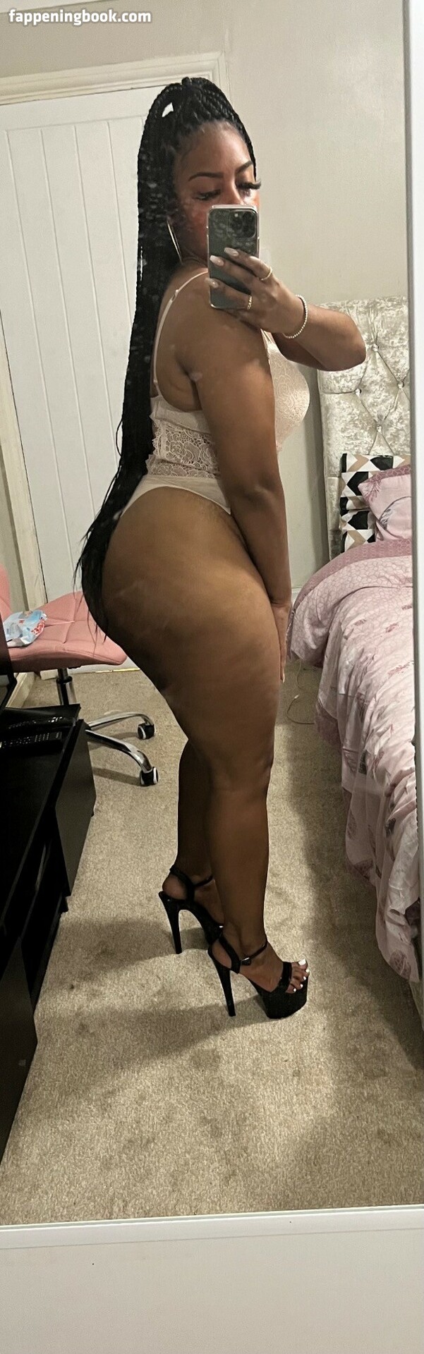 Stargirlsarah19x Onlyfans Nude Leaked Photos photo leak 22 of 26