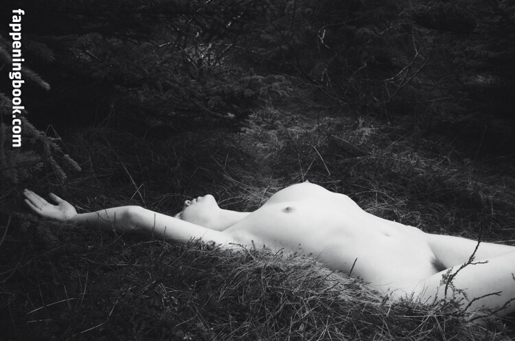 Icelandic Selkie Onlyfans Nude Leaked Photos photo leak 7 of 50