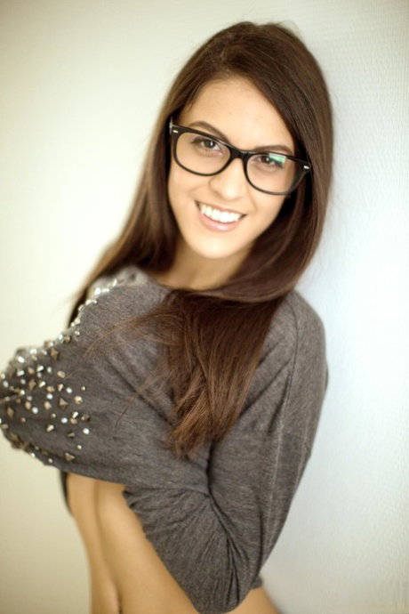 Nerdy babe Carolina blows an old dude's dick in a 69 and humps his dick