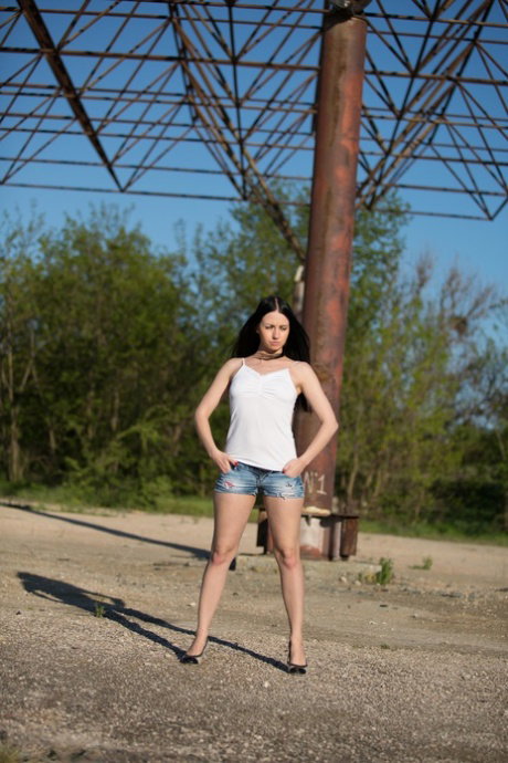 Goddess Nudes performed by Veronica Snezna XXX Pictures