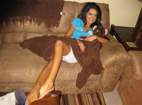 Brunette girlfriend Lexi Diamond sensual private solo with her shaved peach
