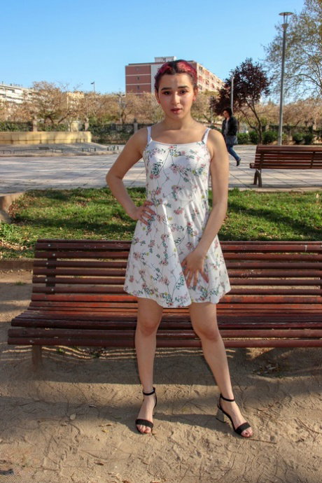 Mature NL Mia Navarro, Senora Fina